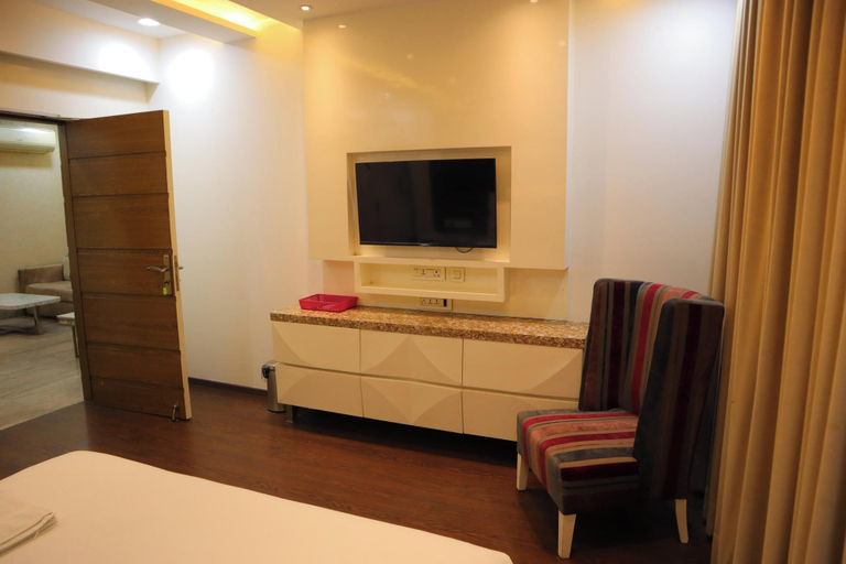 Room 2, The Royal Suites, Delhi