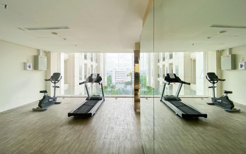 Fitness facility, Bright Minimalist 2Br At Apartment Elpis Residence, Jakarta Pusat