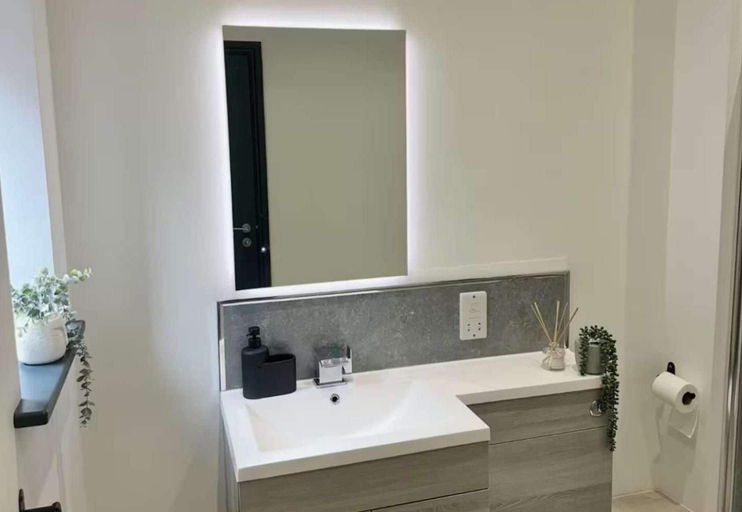Bathroom 4, New Cosy Retreat in Matlock Bath, Derbyshire
