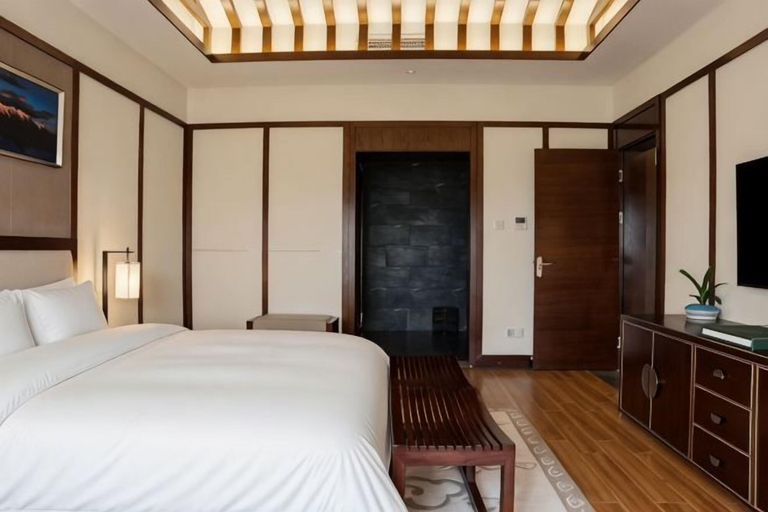 Bedroom 3, Gongga cliff Hot Spring Hotel, Garzê Tibetan
