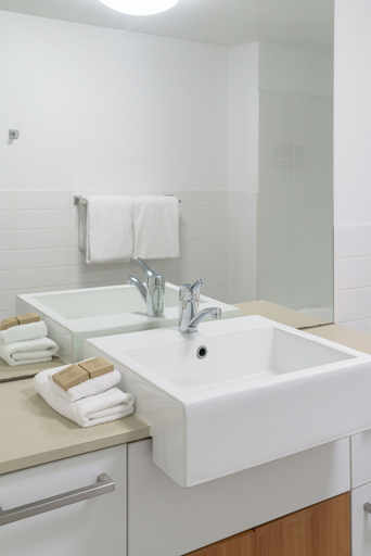 Bathroom 4, Gabba Central Apartments, Brisbane