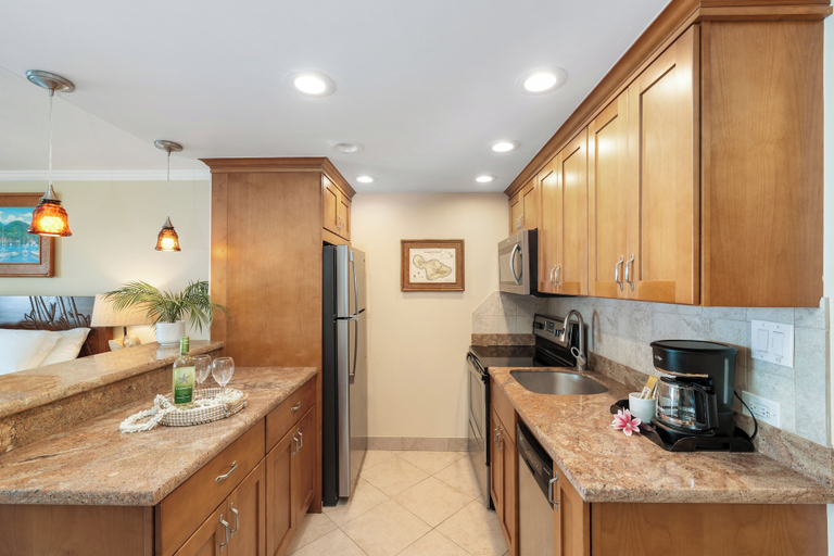 Interior 2, Direct Oceanfront Studio With Lanai & Sunset Views -lahaina Shores 331, Maui