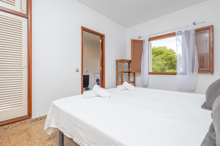 Facilities 1, Ca'n Quiros, Baleares