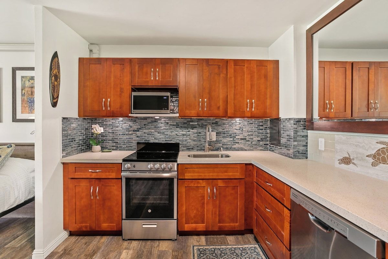 Interior 4, Spacious Studio Beach Chic, Walk to Sandy Napili Bay-napili Shores C116, Maui