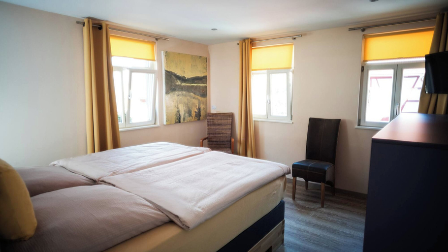 Room, Charming 2-bedroom Apartment in Marktheidenfeld, Germany, Main-Spessart