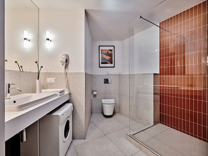 Bathroom 5, Media Park, Warsaw