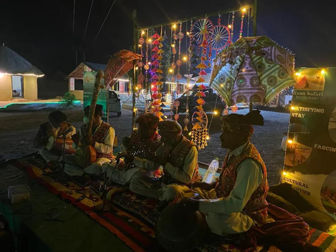 Food & Drinks, Rann Safari Resort Gorewali, Kachchh