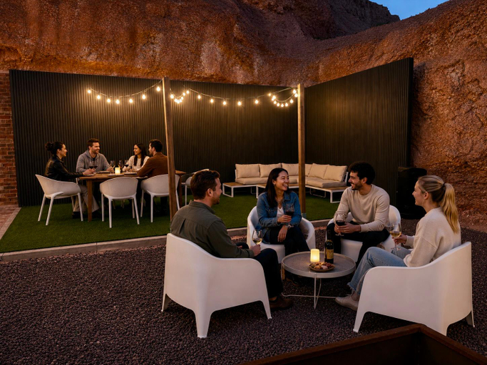 Food & Drinks, The Lookout Cave Underground Motel, Coober Pedy