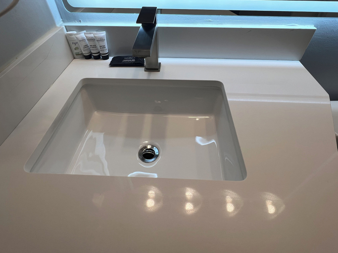Bathroom 4, Baymont by Wyndham Milesburg, Centre