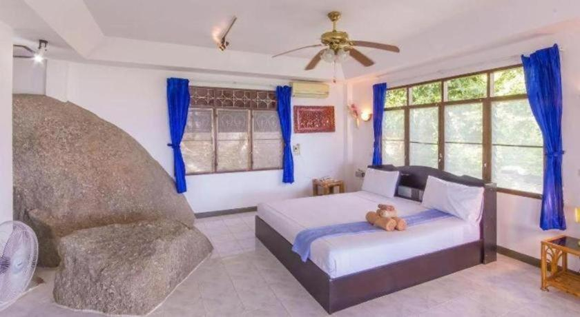 Bedroom 3, Seaview Paradise Mountain Holiday Villas Resort, Ko Samui
