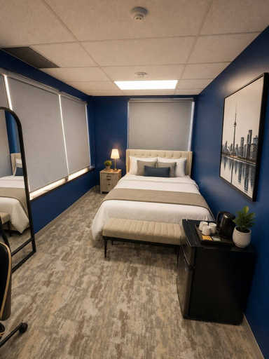 Room 2, Nomad Pod Hotel, Toronto