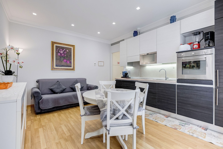 Primary image, Vatican Flat 2 Bedrooms 2 Ensuite Baths, Rome