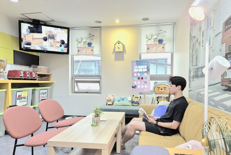Food & Drinks 5, Hostel Tommy, Jongno