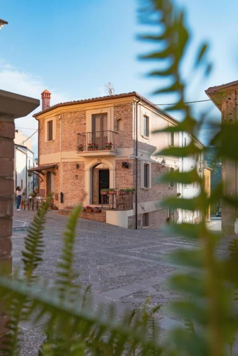 Exterior & Views 2, CASA MADEO B&B, Cosenza