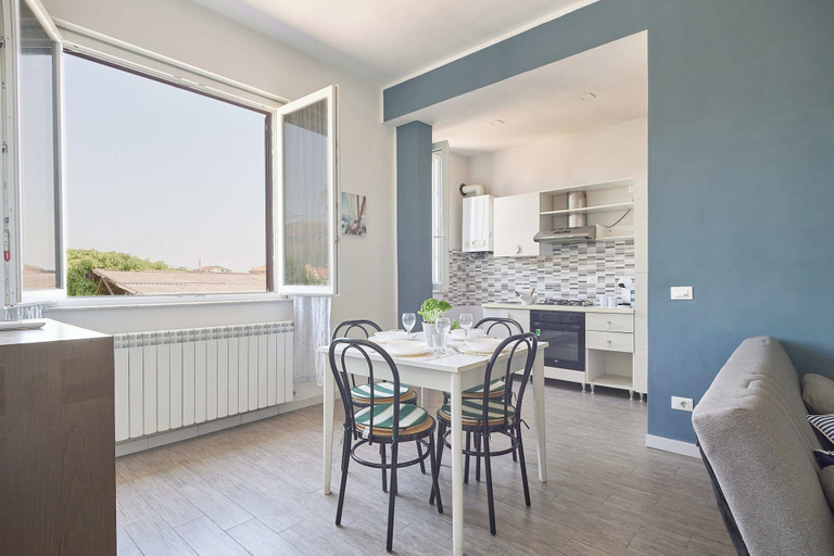 Living area 2, Sole & Basilico, Savona