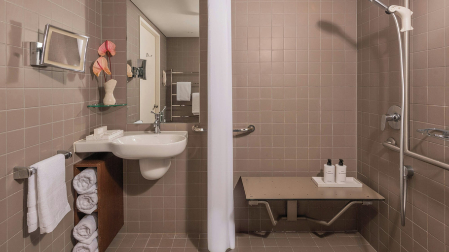 Bathroom 5, InterContinental Brisbane by IHG, Brisbane