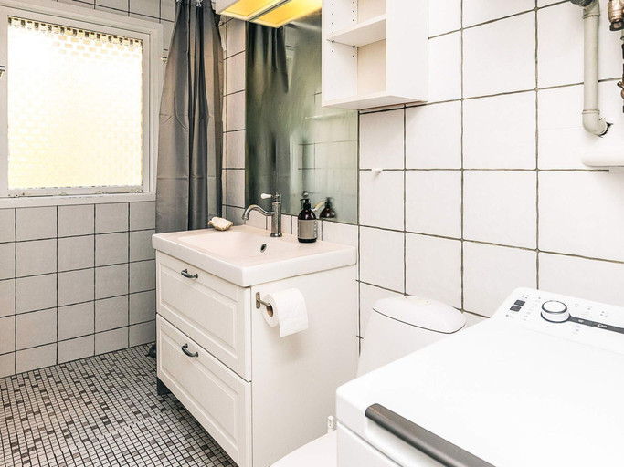 Bathroom 4, 6 Person Holiday Home in Spottrup, Skive