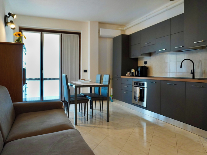 Interior 4, La finestra sul mare, La Spezia