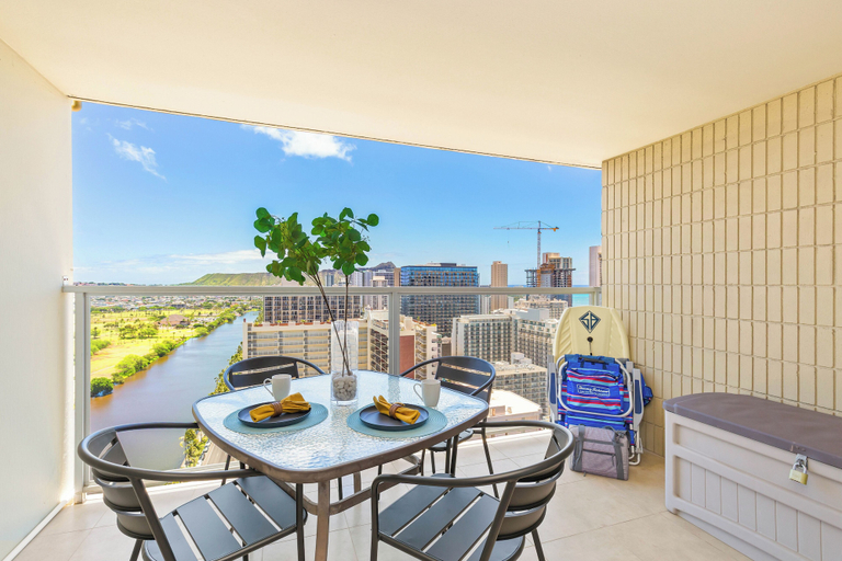 Exterior 2, Diamond Head & Golf Course Views at Island Colony W/amazing Amenities, Honolulu