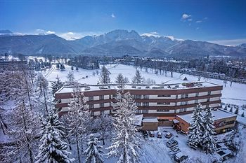 Others 4, 호텔 헬리오스, Tatra