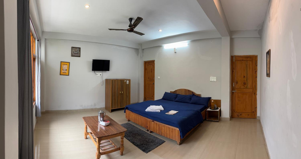 Bedroom 4, The Riverwoods - Cafe & Stay, Kullu