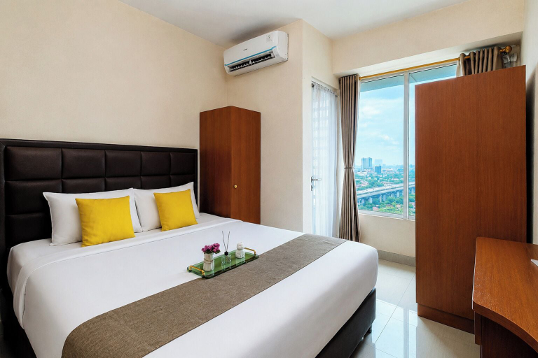 Bedroom 2, Comfortable 1Br Without Living Room At Grand Kamala Lagoon Apartment, Bekasi