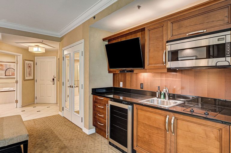 Private kitchen 2, Penthouse Suite MGM Signature, Clark