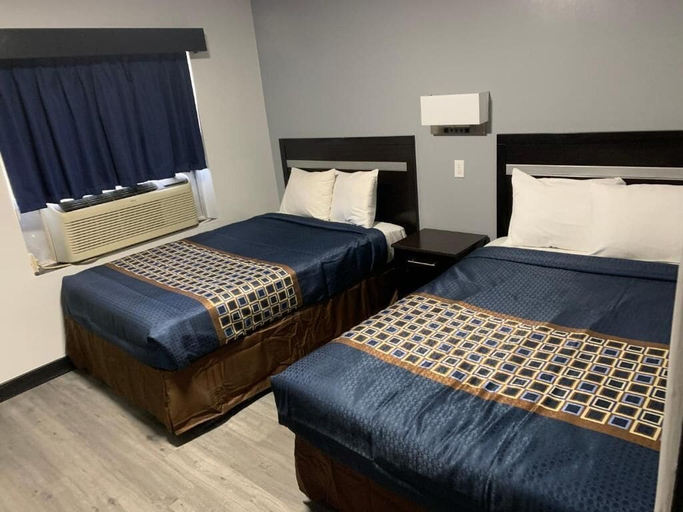 Bedroom 2, Motel 6 Ponca City, OK, Kay