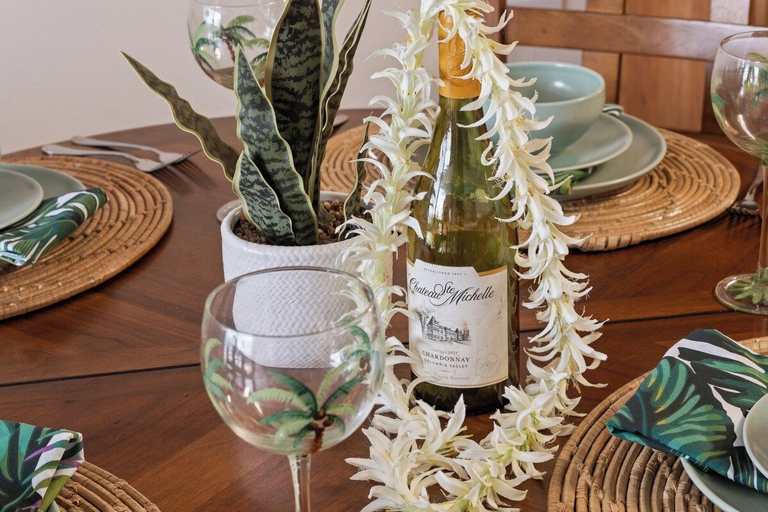Food & Drinks, Oceanfront 2BD w Ocean Views Whale Watch - Milowai 302, Maui