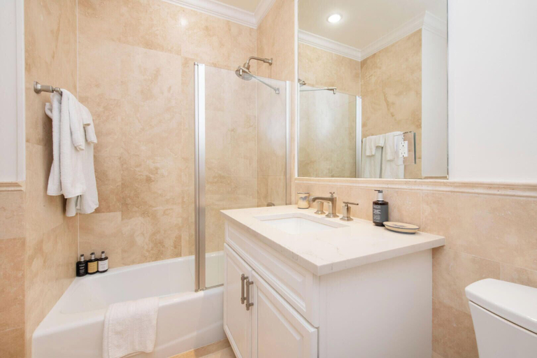 Bathroom 3, SeaBreeze 3 on 7 Mile Beach