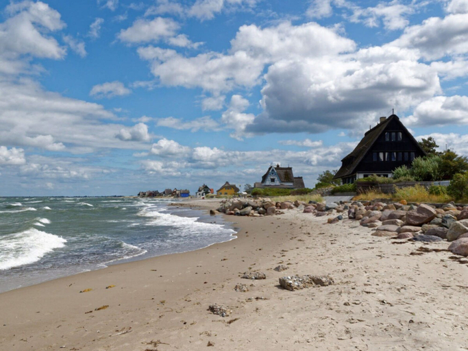 Beach 5, Holiday Apartment With 2 Bedrooms, Ostholstein