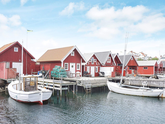 Others 1, 4 Person Holiday Home in Kungshamn, Sotenäs