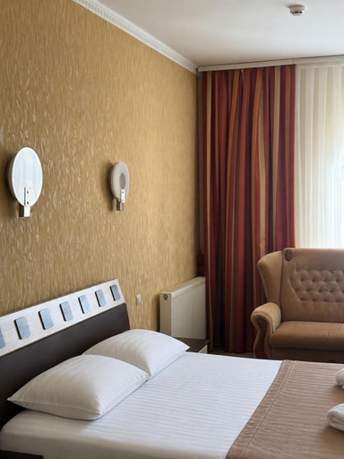 Bedroom 2, Maria Garden hotel & restaurant, Ivano-Frankivs'ka