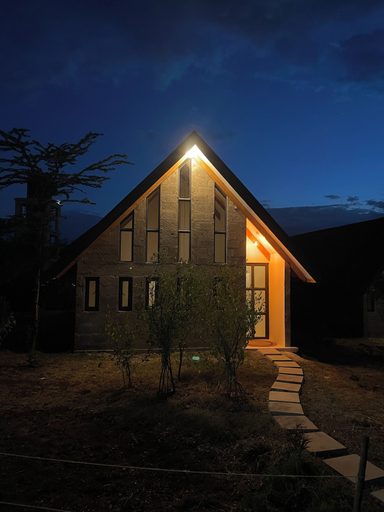 Exterior, Sage and Olive Holiday Escape, Kieni