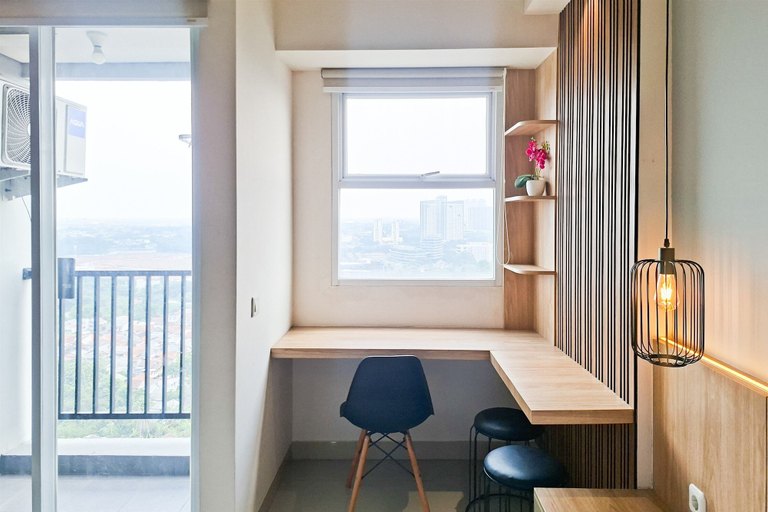 Interior 4, Neat And Tidy Studio At Apartment Parkland Avenue, South Tangerang