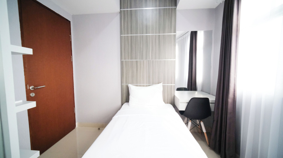 Room 5, Good Choice And Spacious 2Br At Grand Dharmahusada Lagoon Apartment, Surabaya