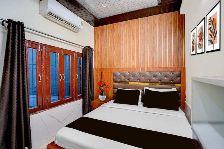 Room 4, Classic Mathura Railway Junction, Mathura