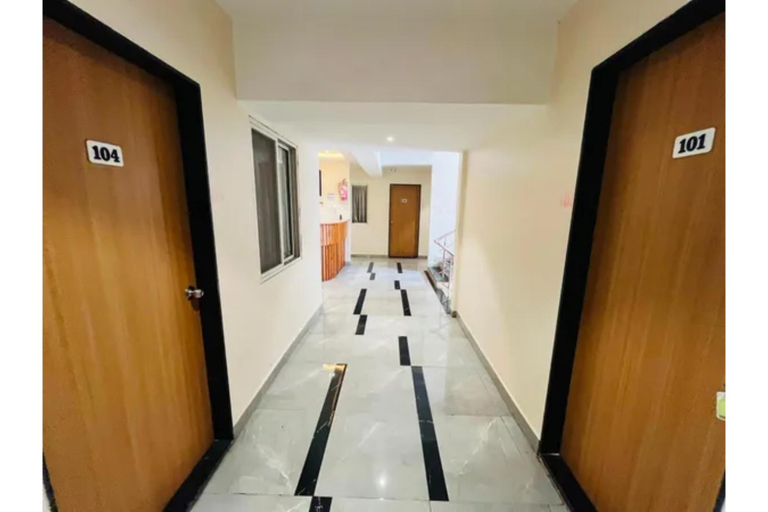 Lobby 5, Fabhotel Prime Ajinkyatara, Pune