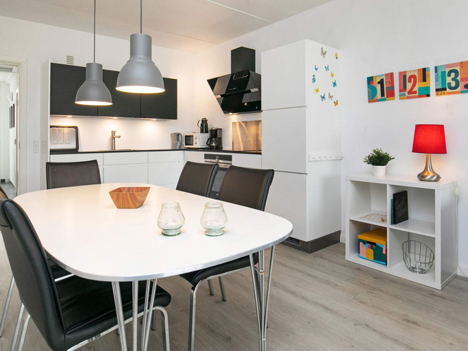 Others 5, 8 Person Holiday Home on a Holiday Park in Blokhus, Jammerbugt