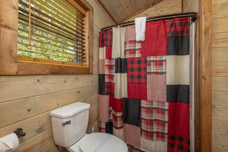 Bathroom 3, Lux Cabin Mtn Views Flat Parking Dog Friendly, Sevier