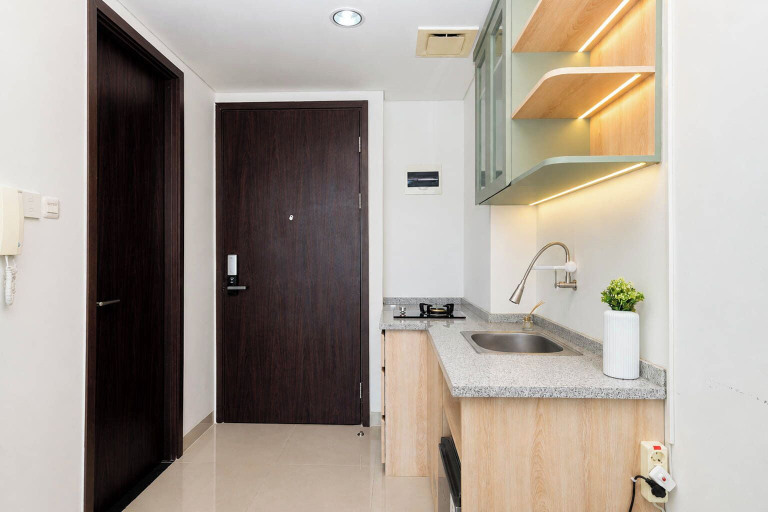 Private kitchen 5, Nice Look Studio Apartment At Lrt City Bekasi, Bekasi