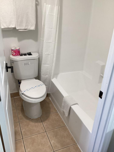 Bathroom 5, Knights Inn Ontario, San Bernardino