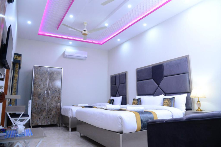 Bedroom 3, GO Luxury Grand Hotel, Lahore