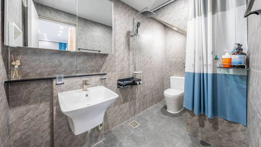 Bathroom 3, Donghae Hill Stay Pension, Donghae