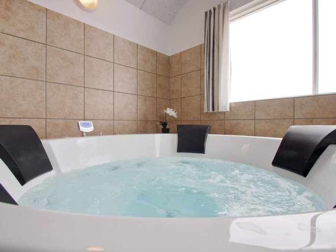Bathroom 4, 5 star holiday home in Bogense, Nordfyns