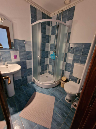 Bathroom 5, Villa Ileana, Ceahlau