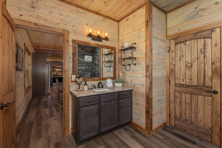 Others 4, Lux Cabin Mtn Views Flat Parking Dog Friendly, Sevier