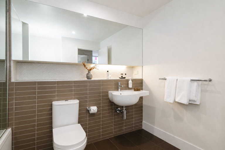 Bathroom 5, Punthill Knox, Knox - North-West
