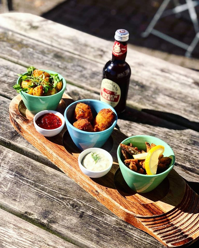 Food & Drinks 5, Oak House, Somerset