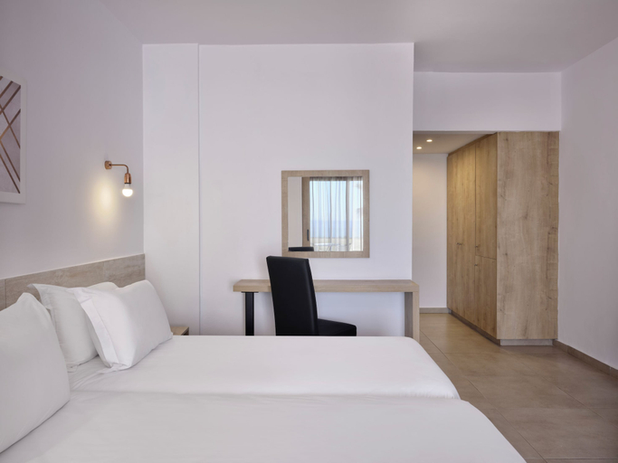 Room 2, Panthea Resort